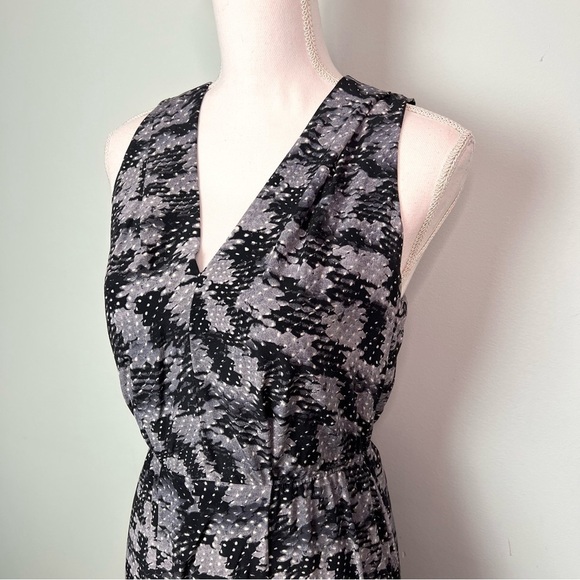 Rebecca Taylor Summer Storm Silk Sleeveless V-Neck Dress - Picture 2 of 15